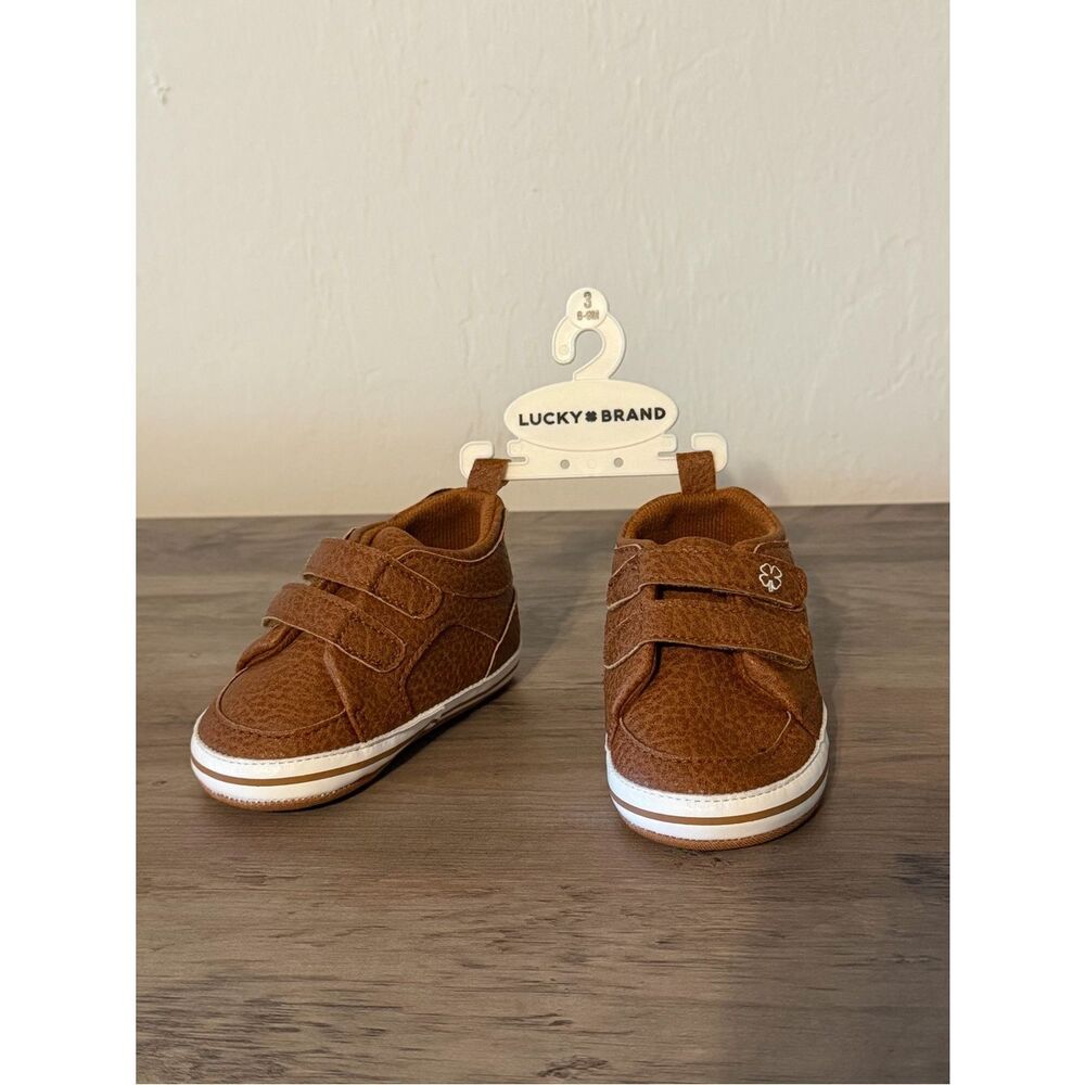 Lucky Brand - Tan High top baby shoes